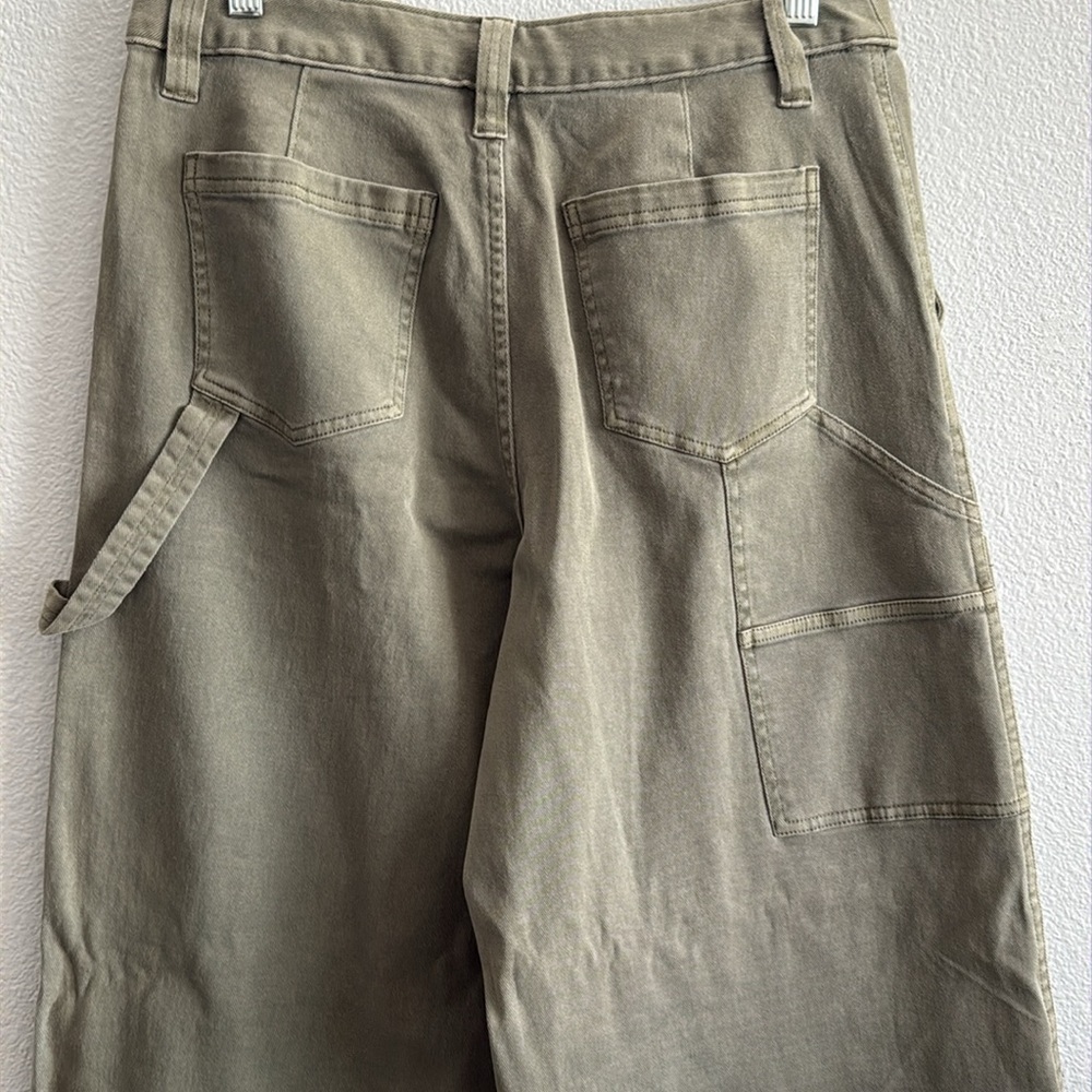 BP. Mid Rise Wide Leg Carpenter Pants in Green Lichen Size 8 - Picture 5 of 7